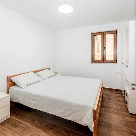 Apartma Oljka أنكاران