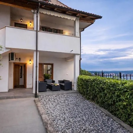 アパート Apartma Oljka *