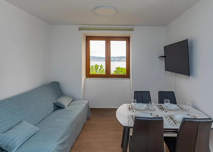 Apartma Oljka Appartamento